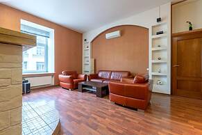 Spb2Day Nekrasova 44