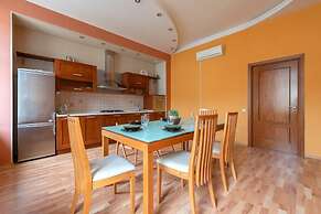 Spb2Day Nekrasova 44