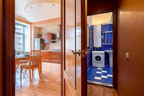 Spb2Day Nekrasova 44