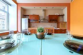 Spb2Day Nekrasova 44