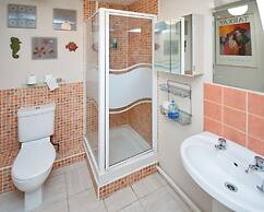 Large 3 Bed Sleep 6 Central MK