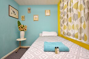 Large 3 Bed Sleep 6 Central MK