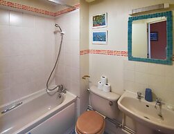 Large 3 Bed Sleep 6 Central MK