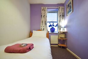 Large 3 Bed Sleep 6 Central MK