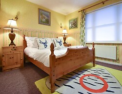 Large 3 Bed Sleep 6 Central MK