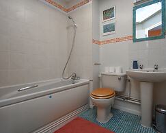 Large 3 Bed Sleep 6 Central MK