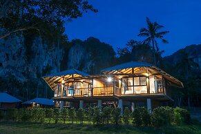 Tinidee Hideaway Tonsai Beach Krabi
