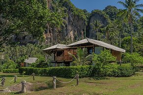 Tinidee Hideaway Tonsai Beach Krabi