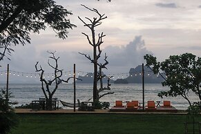 Tinidee Hideaway Tonsai Beach Krabi