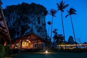 Tinidee Hideaway Tonsai Beach Krabi