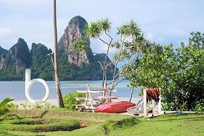 Tinidee Hideaway Tonsai Beach Krabi