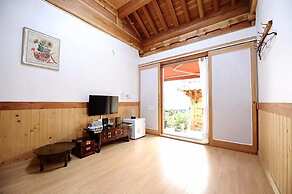 Star Rest Hanok