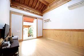 Star Rest Hanok