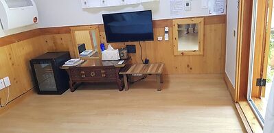 Star Rest Hanok