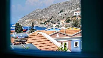 Symi Fos