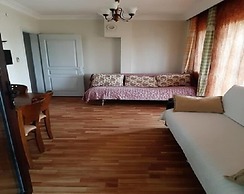 Moonhouse Apartments