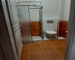 Moonhouse Apartments