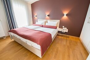 Nymphe Strandhotel & Apartments