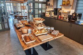 Nymphe Strandhotel & Apartments