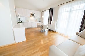 Nymphe Strandhotel & Apartments