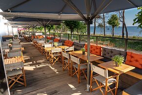 Nymphe Strandhotel & Apartments