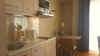 Nymphe Strandhotel & Apartments