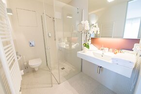 Nymphe Strandhotel & Apartments