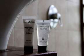 Chaminuka Lodge and Nature Reserve