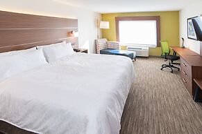 Holiday Inn Express & Suites North Battleford by IHG