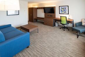 Holiday Inn Express & Suites North Battleford by IHG