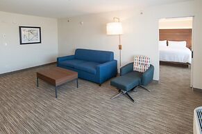 Holiday Inn Express & Suites North Battleford by IHG