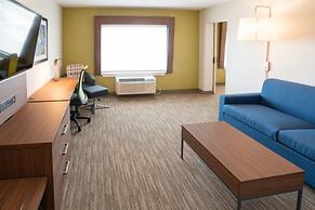 Holiday Inn Express & Suites North Battleford by IHG
