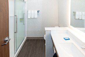 Holiday Inn Express & Suites North Battleford by IHG