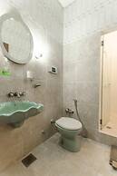 Cozy Studios near Shopping del Sol