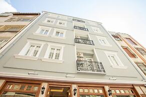 Atlantis Royal Hotel