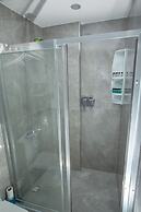 Atlantis Royal Hotel