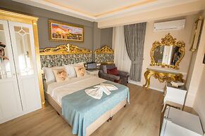 Atlantis Royal Hotel