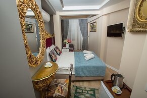 Atlantis Royal Hotel