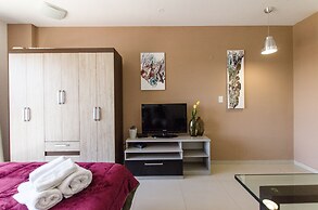 Shopping del Sol Apartment