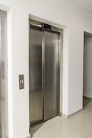 Shopping del Sol Apartment