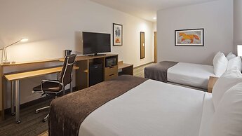 Best Western Green Oaks Inn