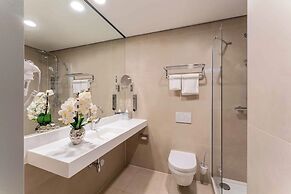 PLAZA Premium Den Haag City Center