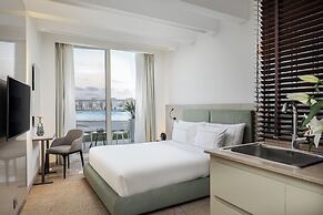 The G Hotel Seashell