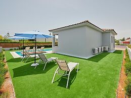 Angie Luxury Beach Villas