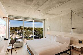 Kompose Boutique Hotel