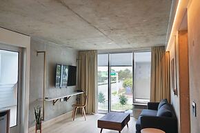 Kompose Boutique Hotel