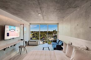 Kompose Boutique Hotel