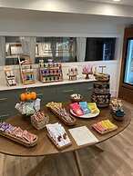 Kompose Boutique Hotel