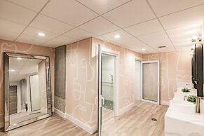 Kompose Boutique Hotel