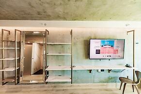 Kompose Boutique Hotel